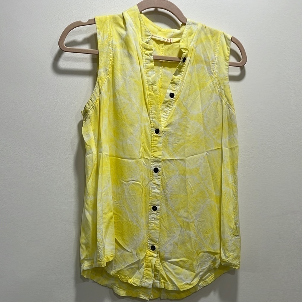 𝅺alternative Tie Dye Yellow and White Button Down Tank Top